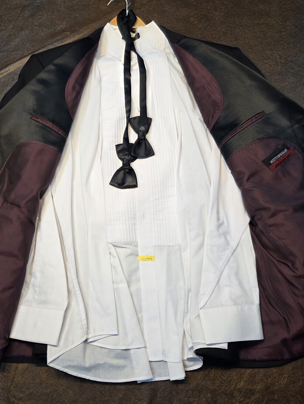 Men's Tuxedo Jacket, Pants, Shirt and 2 Bow Ties Bundle